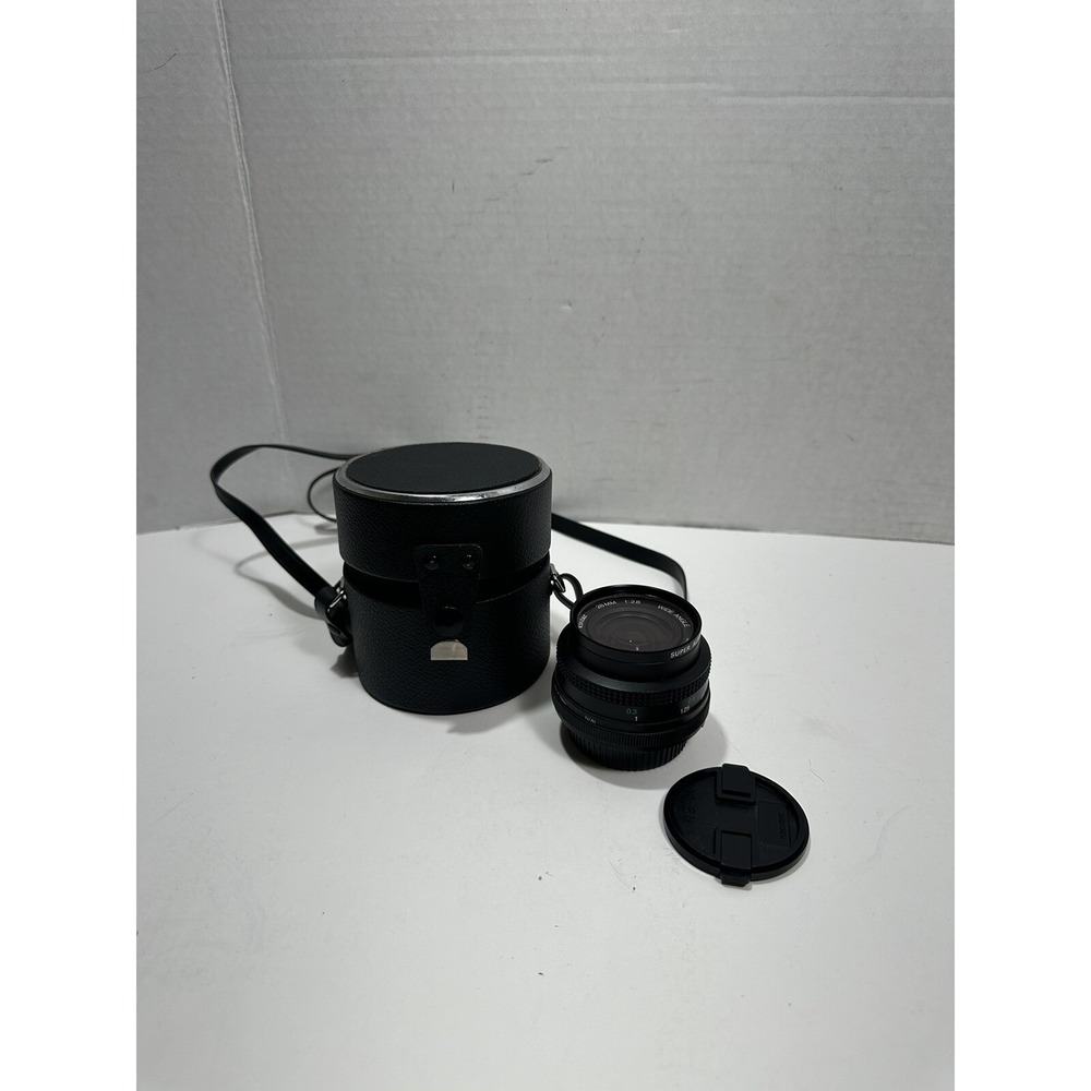 Vivitar Wide Angle Auto 28mm 1:2.8 lens And Super Albinar‎ 49mm Japan with Case